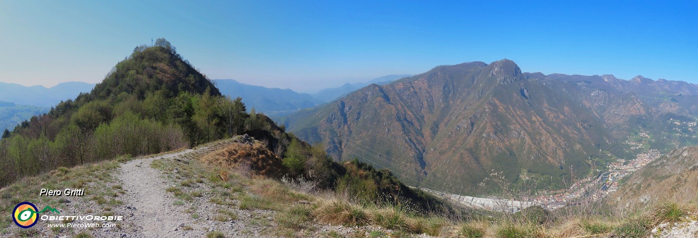 50 Il Pizzo di Spino si avvicina.jpg